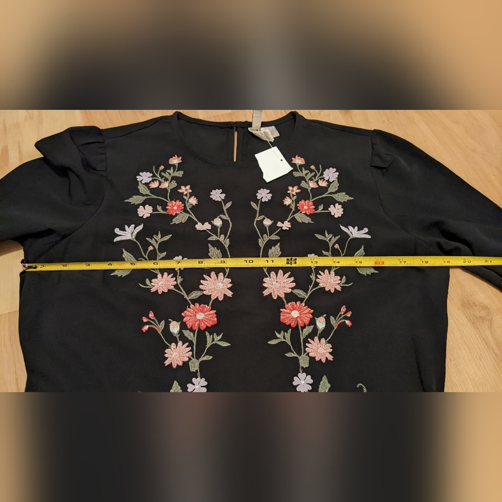 Embroidered H&M Divided Mini M Dress, Floral Loose Baby Doll Shift, Black Midi - Picture 7 of 16